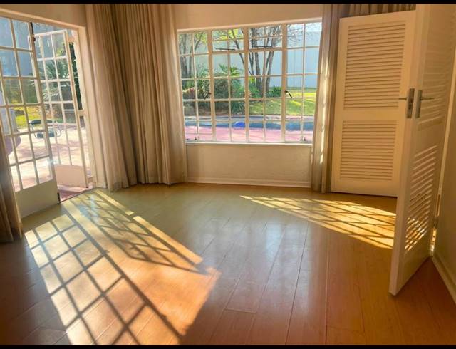 3 BEDROOM HOUSE FOR SALE IN SANDOWN